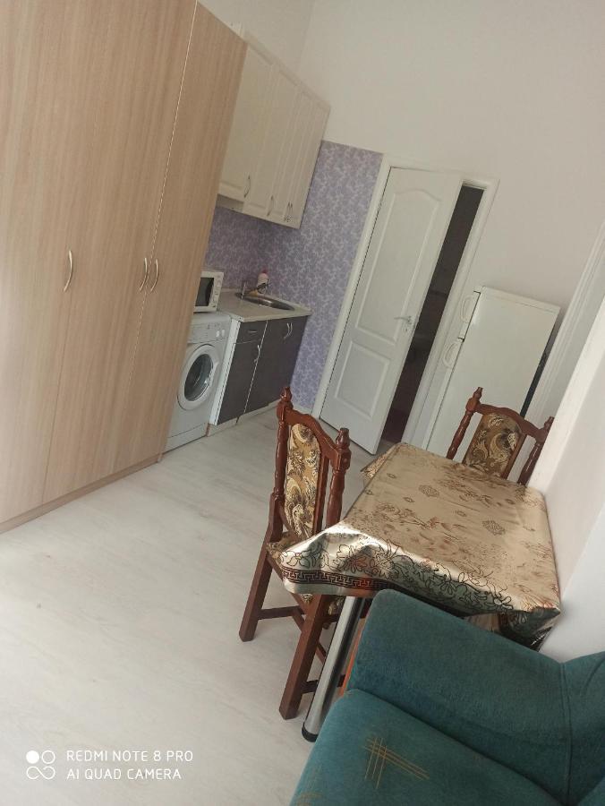 Апартаменты Apartament On Franka Street Львов Экстерьер фото